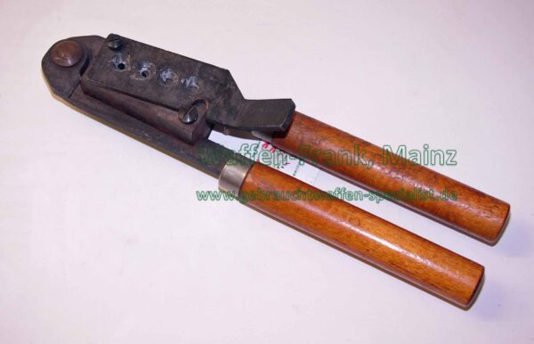 Gießkokille mit Griffzange .38Sp./.357Mag.