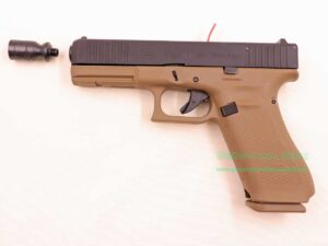 Umarex Glock 17 Gen5 coyote (Bundle) 9mm P.A.K., mit Ersatzmagazin