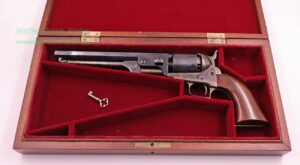 Italienisch - Divers Mod. Colt Navy 1851 .36(Black Powder)