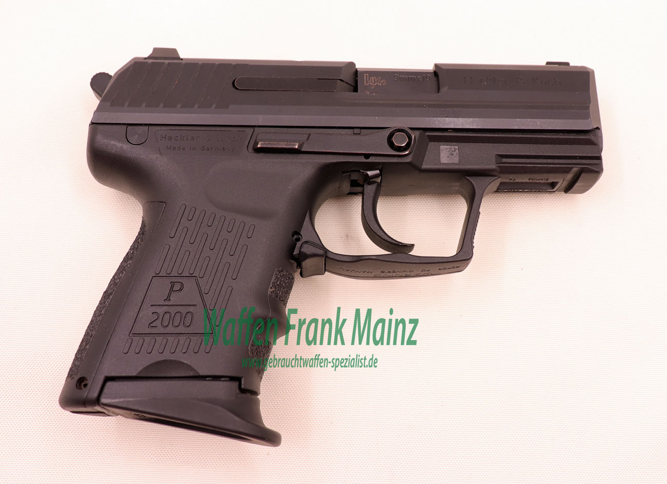 Heckler & Koch - Oberndorf P 2000 SUB-COMPACT 9mm Luger – Bild 3